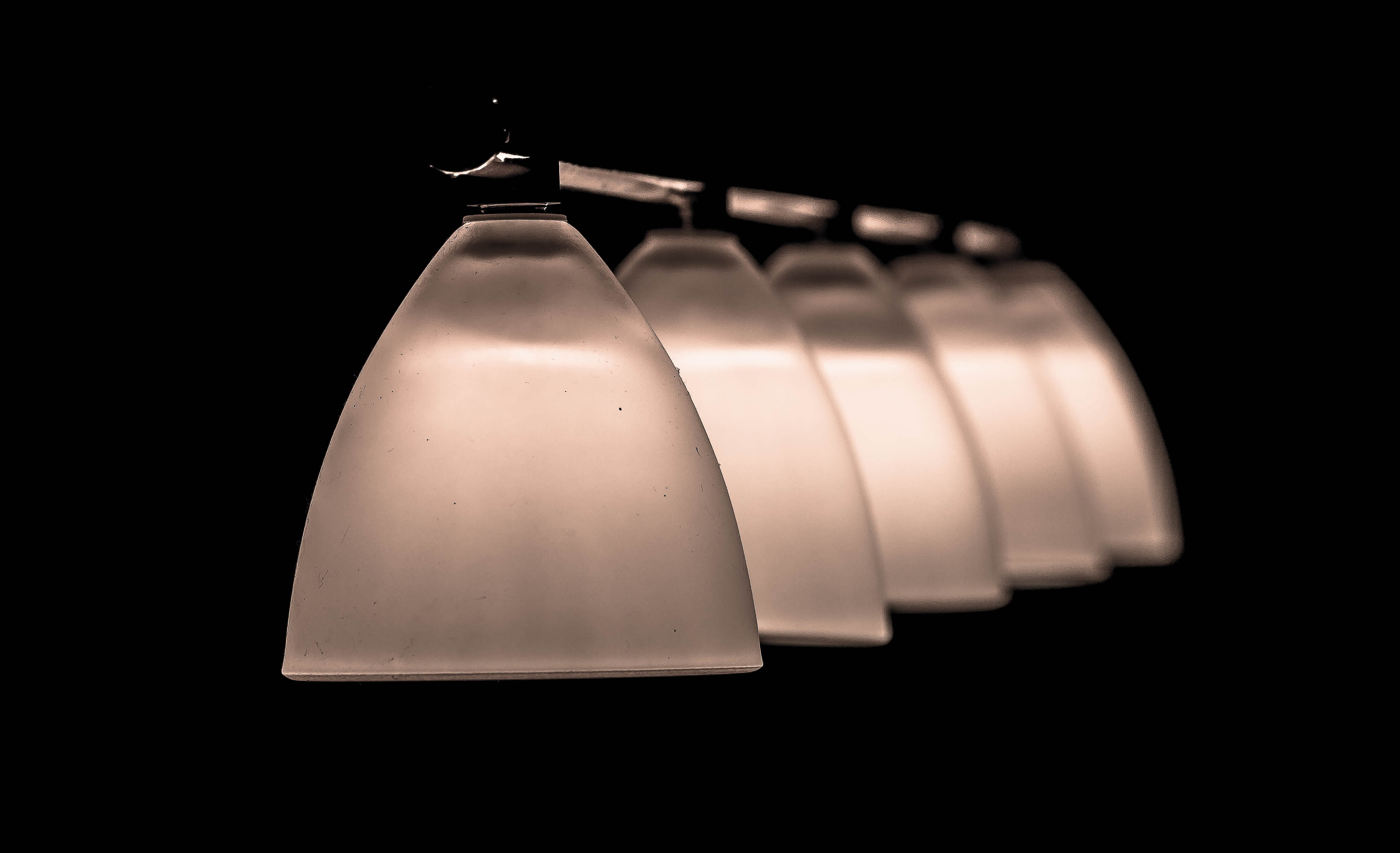 Discover the Benefits of Installing a Light Dimmer in Your Home